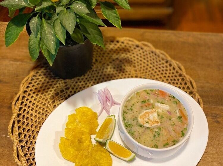 Hotel La Posada De Mindo