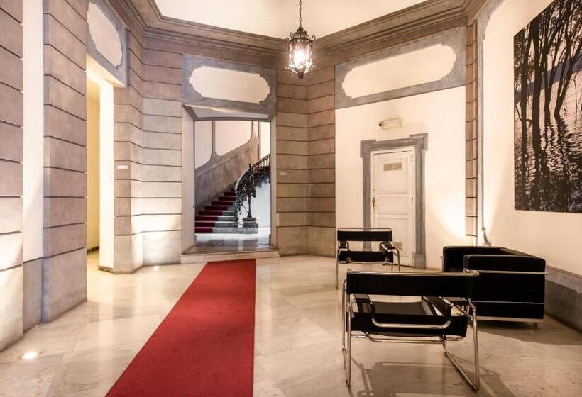 هتل Moncada Suites & Apartments