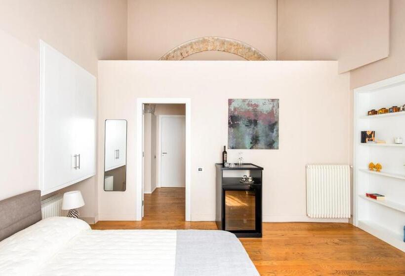 هتل Moncada Suites & Apartments