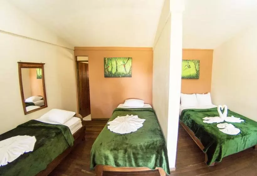 Santa Elena Hostel Resort