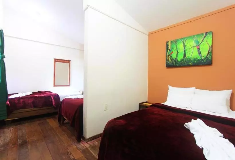 Santa Elena Hostel Resort
