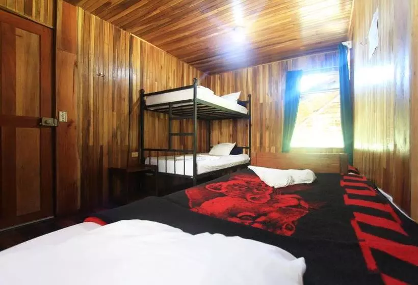 Santa Elena Hostel Resort