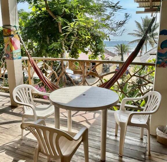 فندق The Sea Garden House