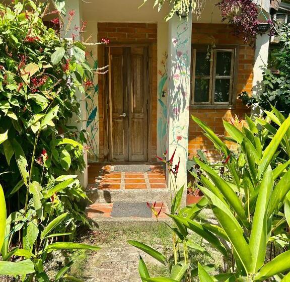 فندق The Sea Garden House