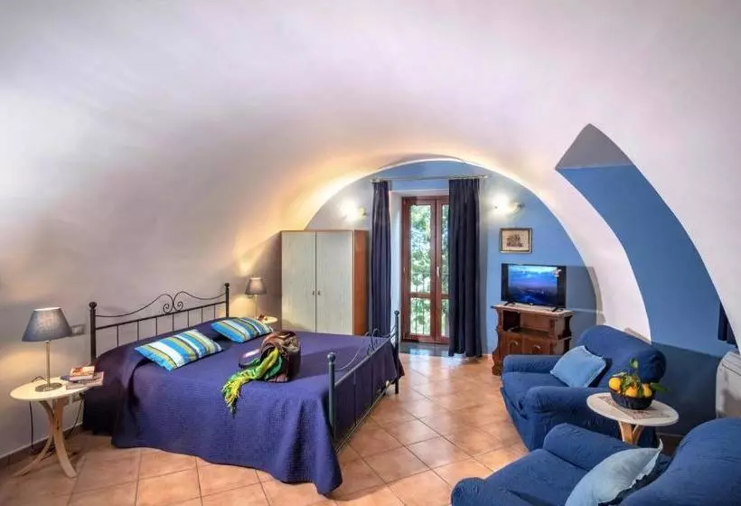 Hotelli Villa Rosmary