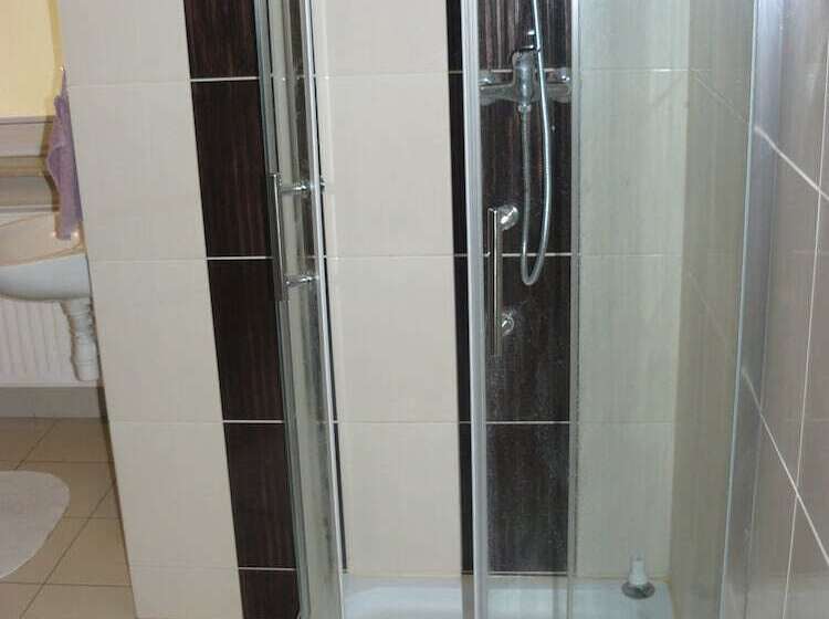 Hotel Villa Rosse Pokoje Goscinne