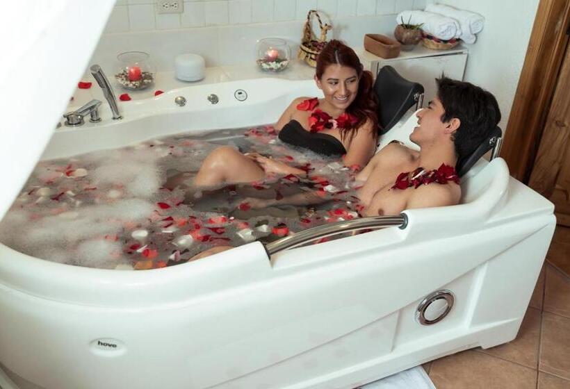 Land Of The Sun Hotel & Spa