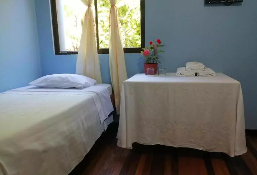 Aamiaismajoitus (B&B) Monte Los Lirios Lodge