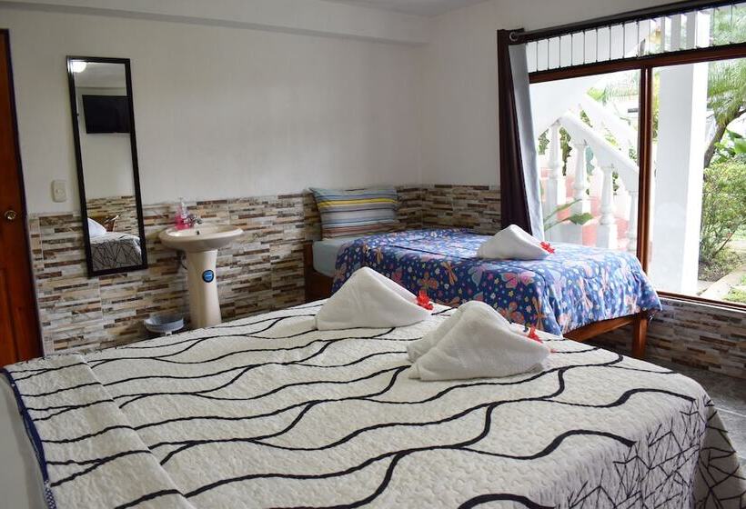 مبيت وإفطار Quepos Paraíso