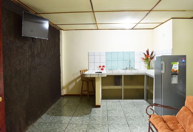 مبيت وإفطار Quepos Paraíso