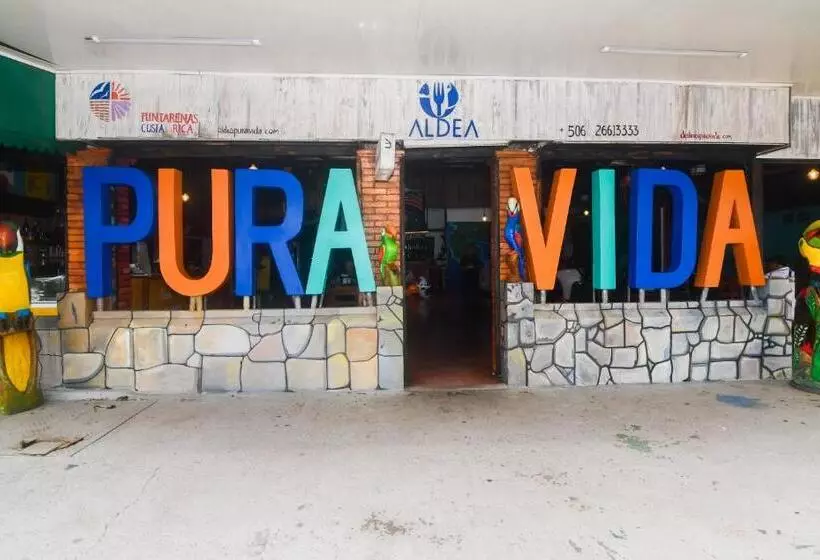 هتل Aldea Pura Vida