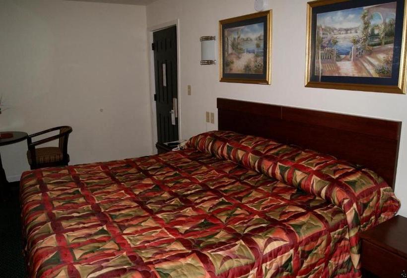 酒店 American Inn And Suites