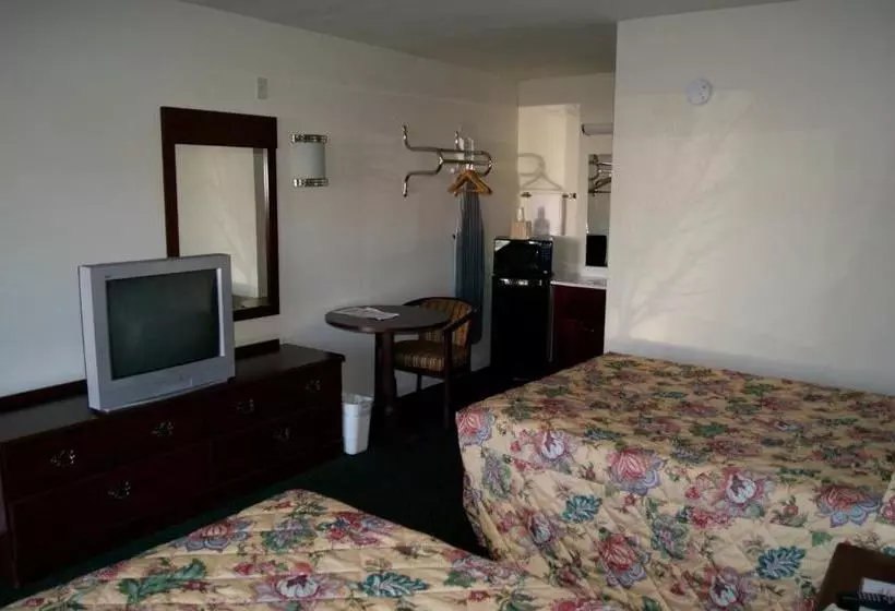 Hotelli American Inn And Suites