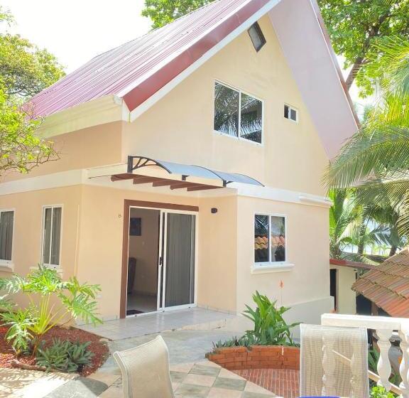 酒店 Beachfront Vista Hermosa