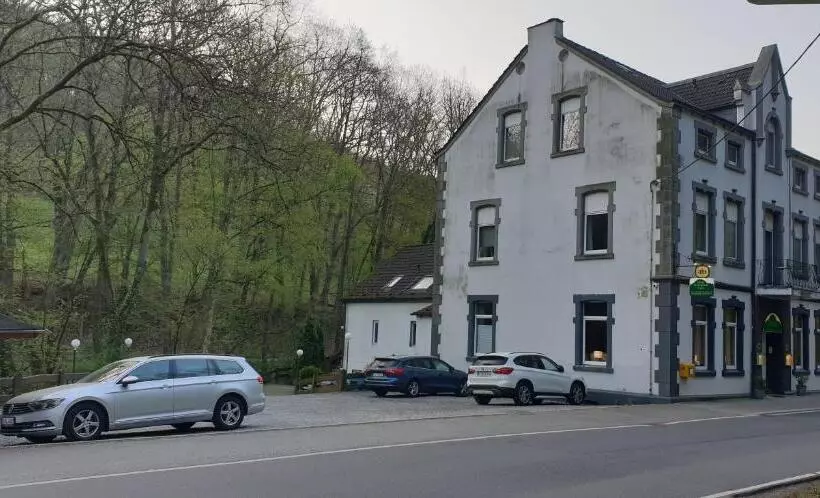ホテル Bergische Schweiz