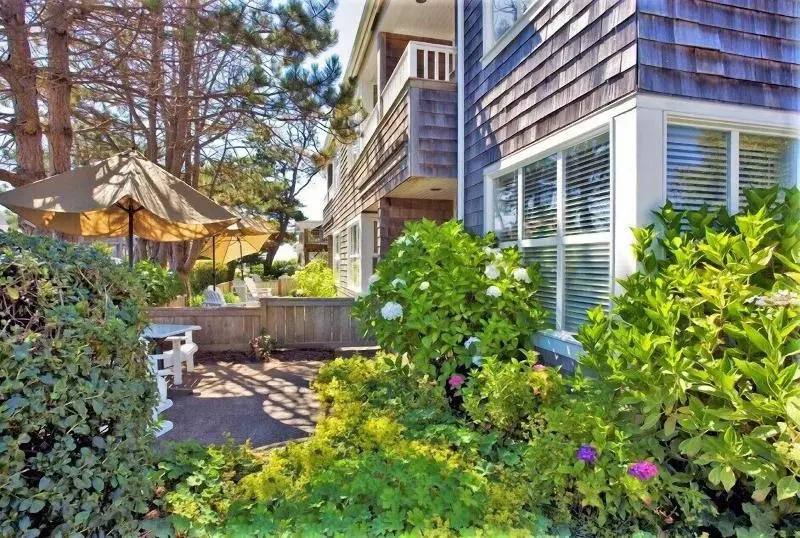 Cannon Beach Hotel Collection