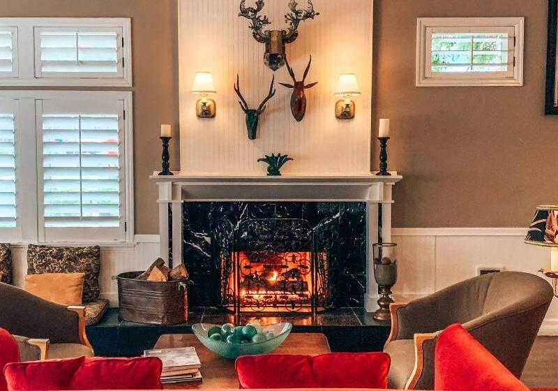 Cannon Beach Hotel Collection