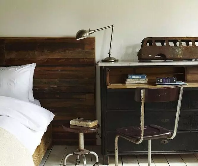 هتل Casa Zinc