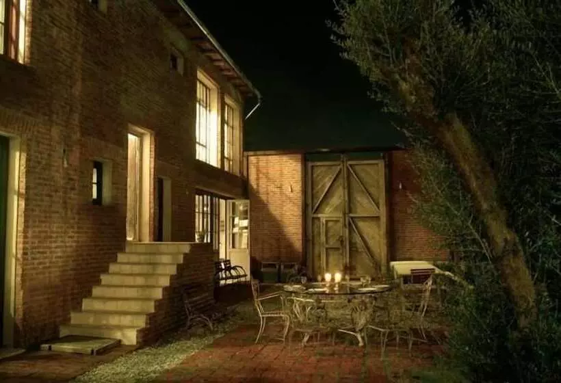 هتل Casa Zinc