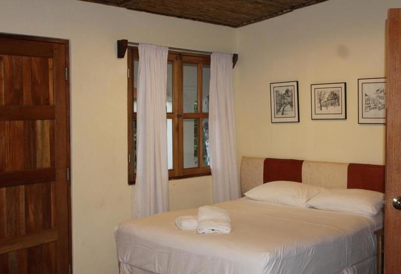 هتل El Cardhu Del Mar