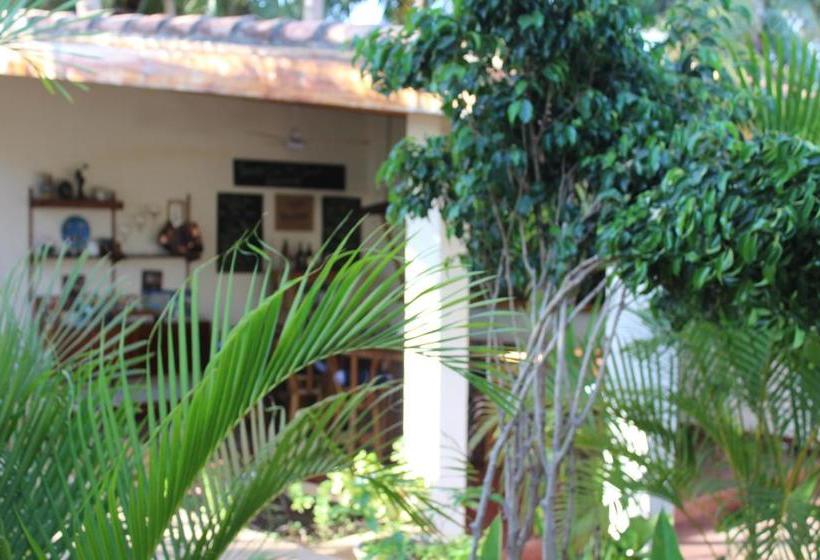 هتل El Cardhu Del Mar