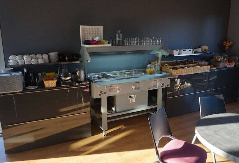 هتل Fasthôtel Niort