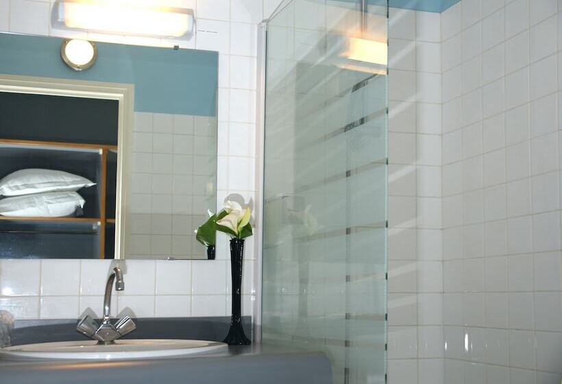 هتل Fasthôtel Niort