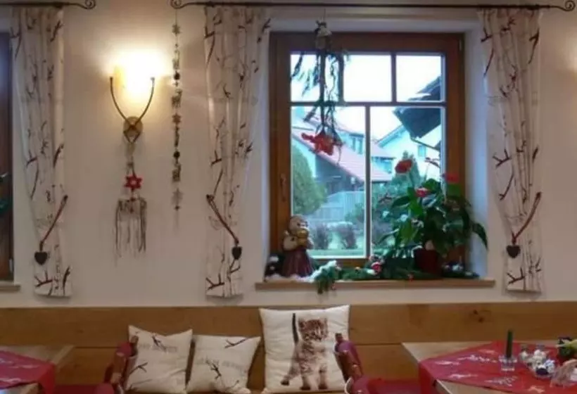 Hotelli Gasthof Engel