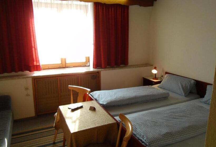 호텔 Gasthof Zum Neubau