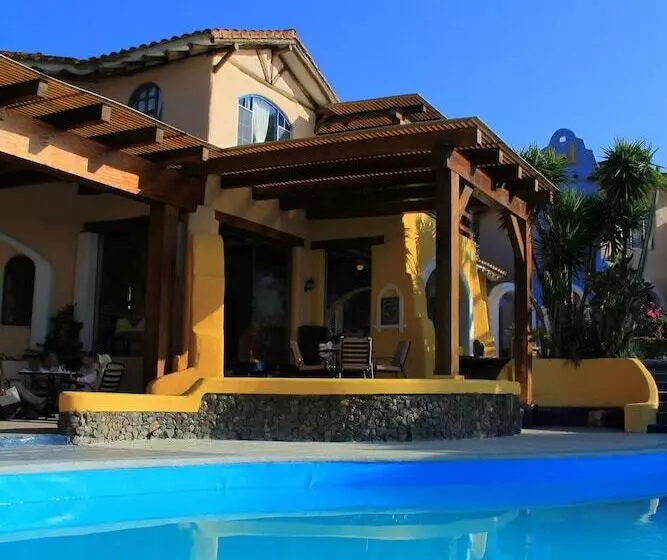 Hotelli Mantaraya Lodge