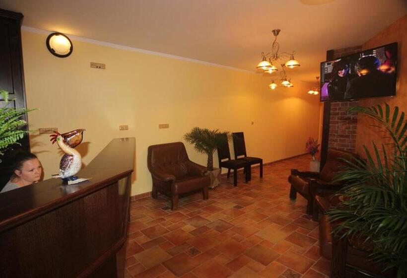 בית מלון כפרי Pelikán