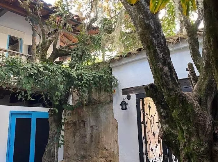 هتل Plazuela De San Agustín