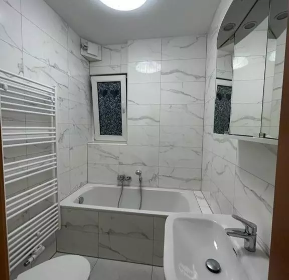 هتل Restaurant Rhodos