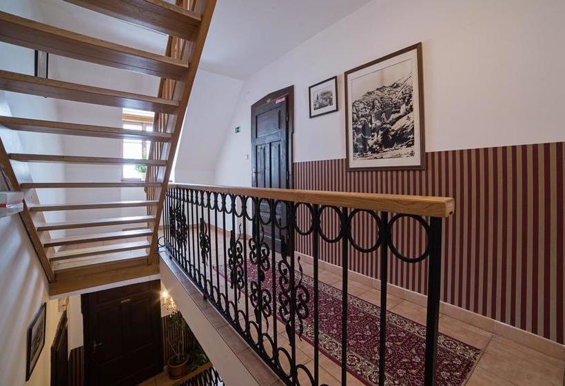 ホテル Salamander