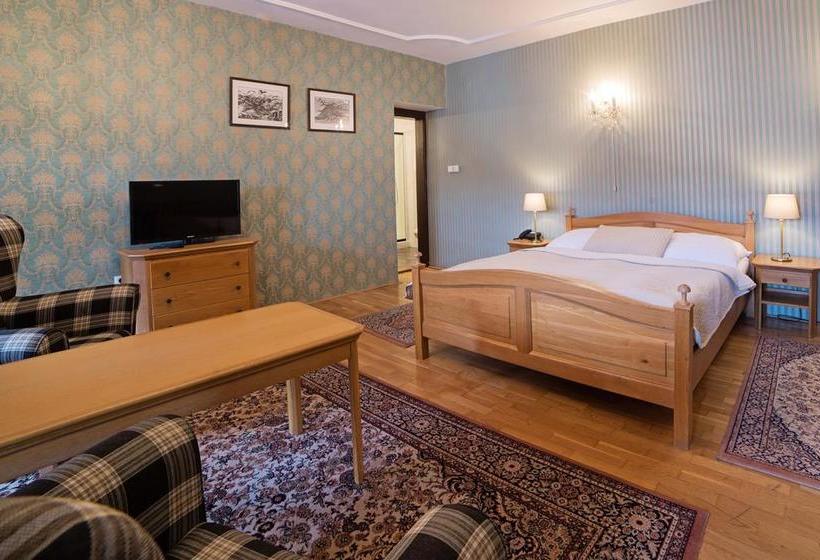 ホテル Salamander