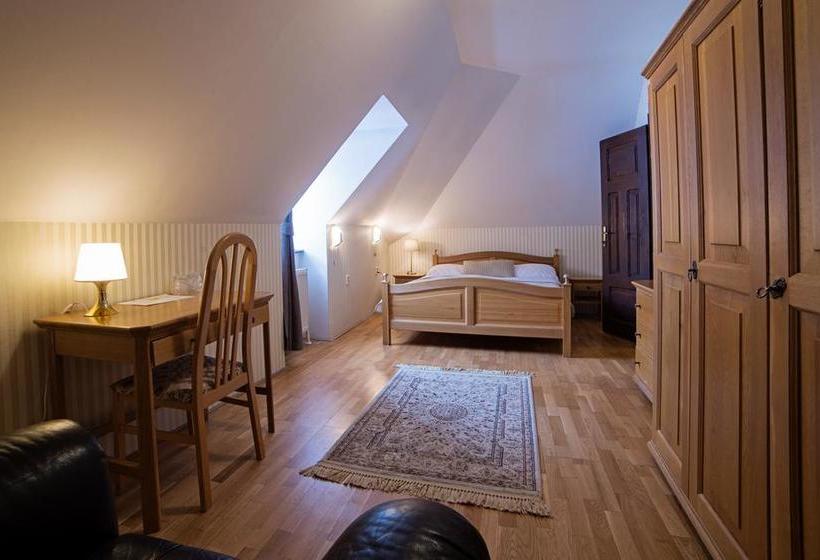 ホテル Salamander