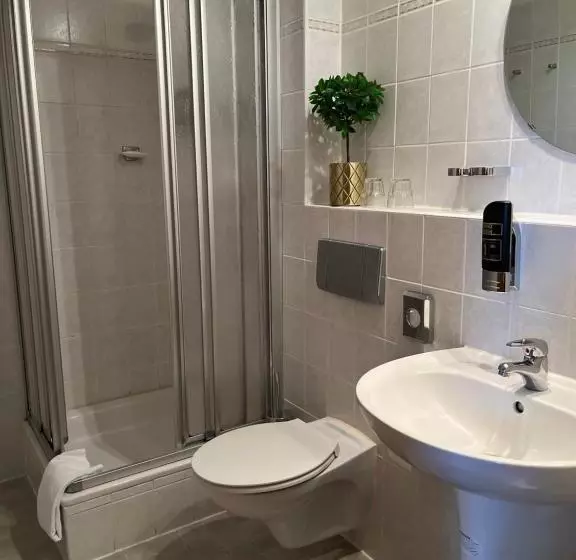 هتل Seehof Netzen