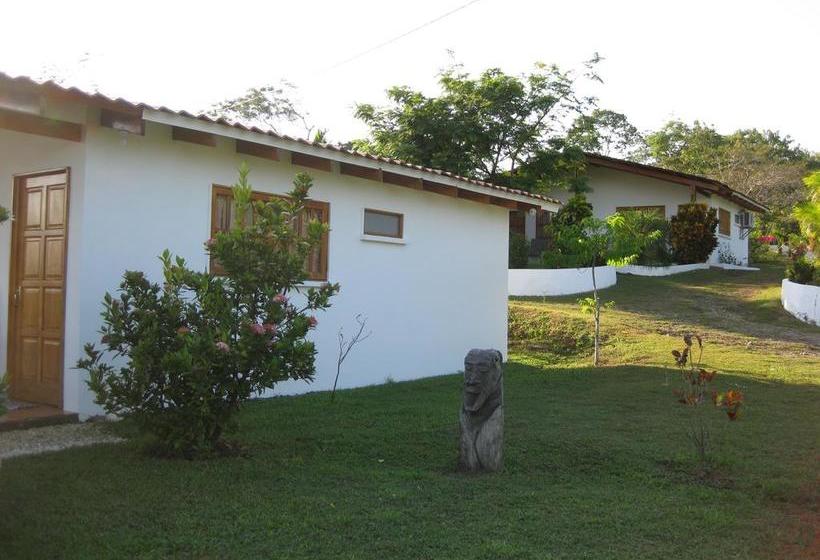 فندق Three Monkeys