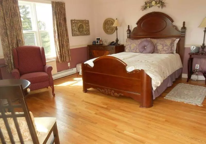 ホテル Tidal Watch Inn