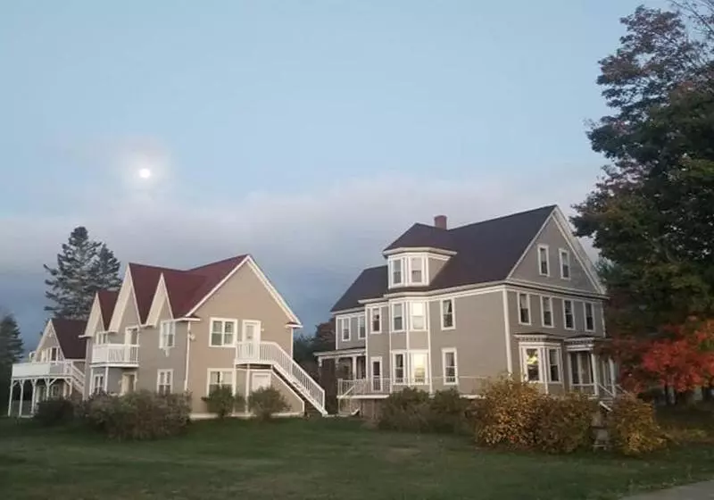 ホテル Tidal Watch Inn