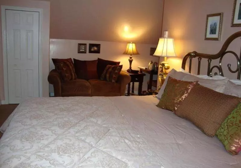 ホテル Tidal Watch Inn