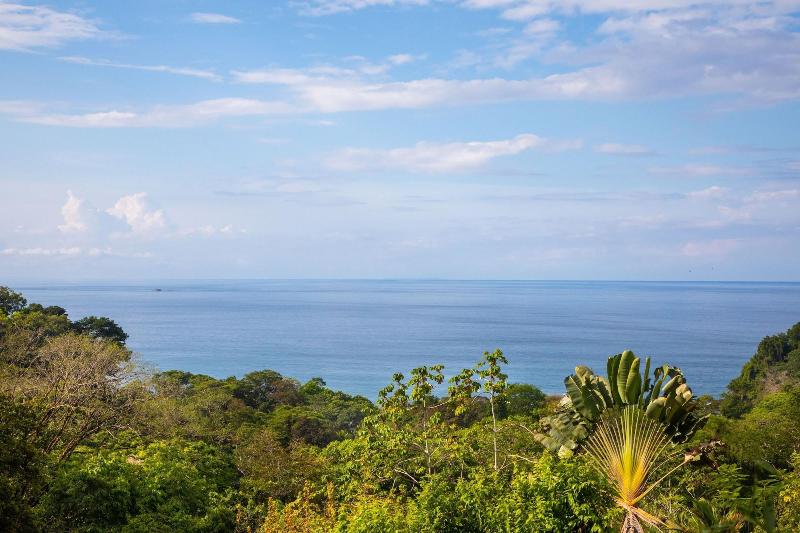 فندق Tiki Villas Rainforest Lodge & Spa