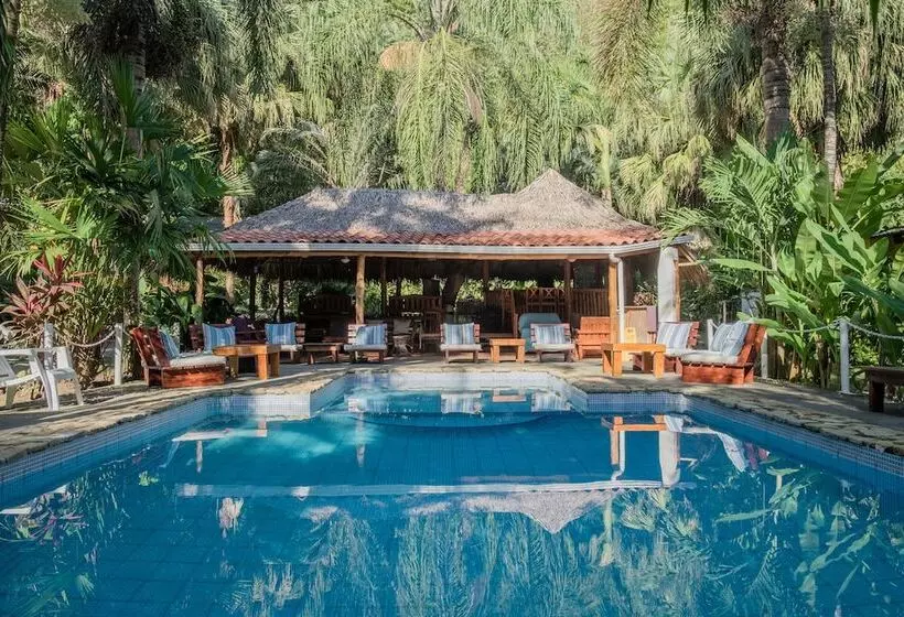 Hotelli Zula Inn Apart