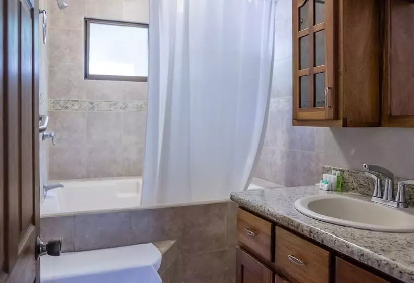 Hotelli Zula Inn Apart