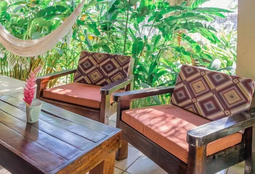 Hotelli Zula Inn Apart