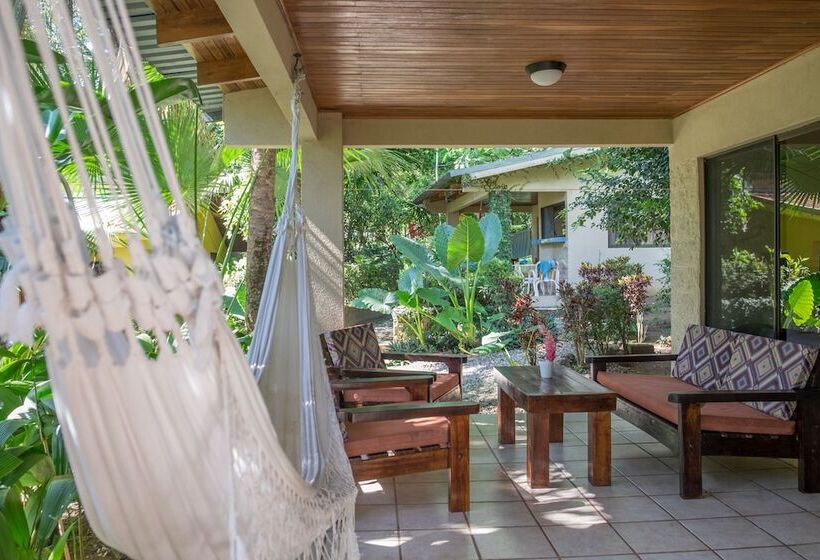 فندق Zula Inn Apart