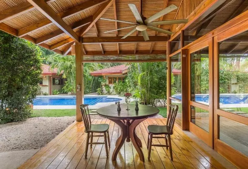 استراحتگاه Villas Santa Teresa
