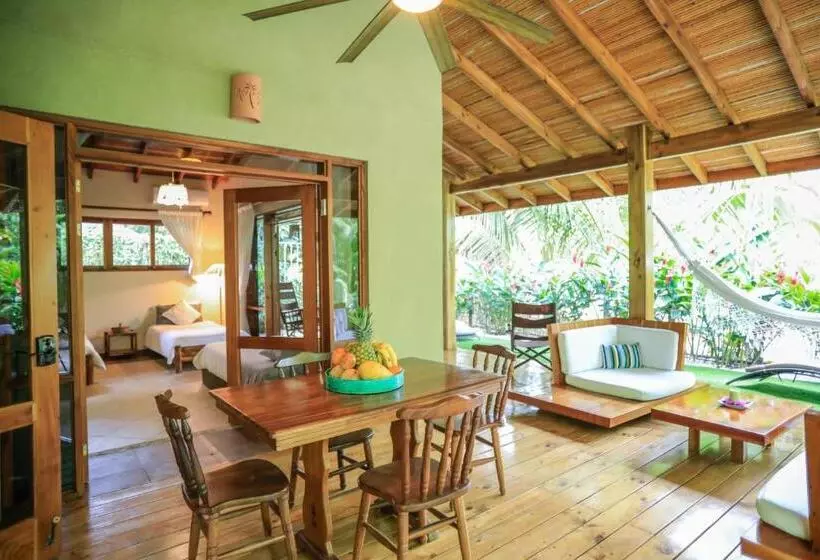 استراحتگاه Villas Santa Teresa