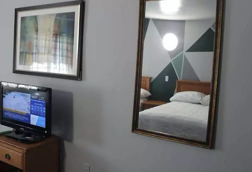 Bluewater Motel