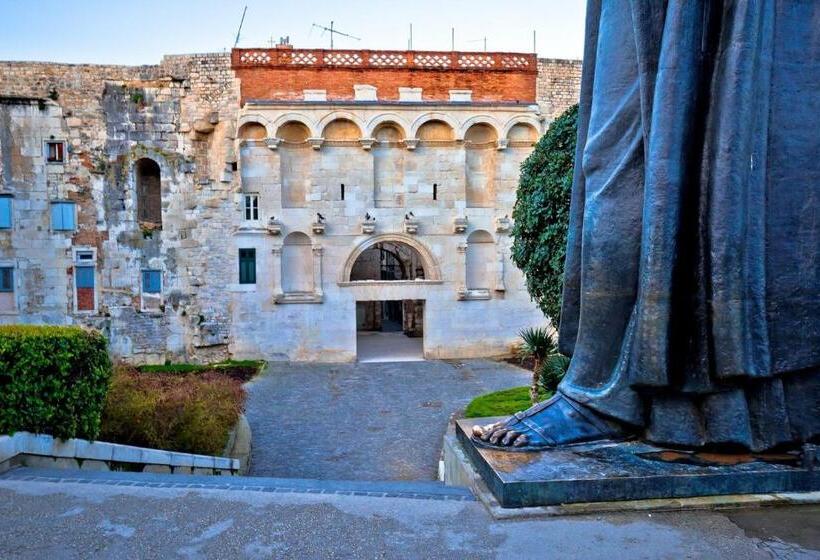 فندق Apartments Aspalathos